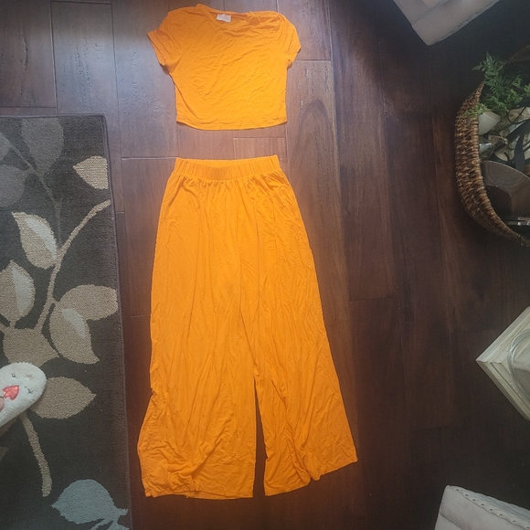 UPGRADE YOU CASUAL TWO PIECE ORANGE SET Size Small from Pinklily! - Picture 5 of 9